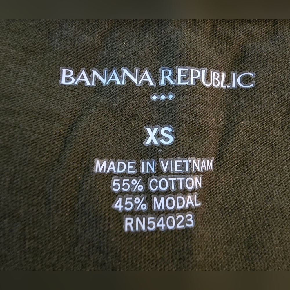 Banana Republic Not Perfect Just Wonderful Tshirt Size XS - Picture 2 of 5